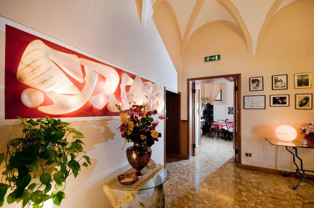 Allegroitalia Nazionale Volterra Extérieur photo