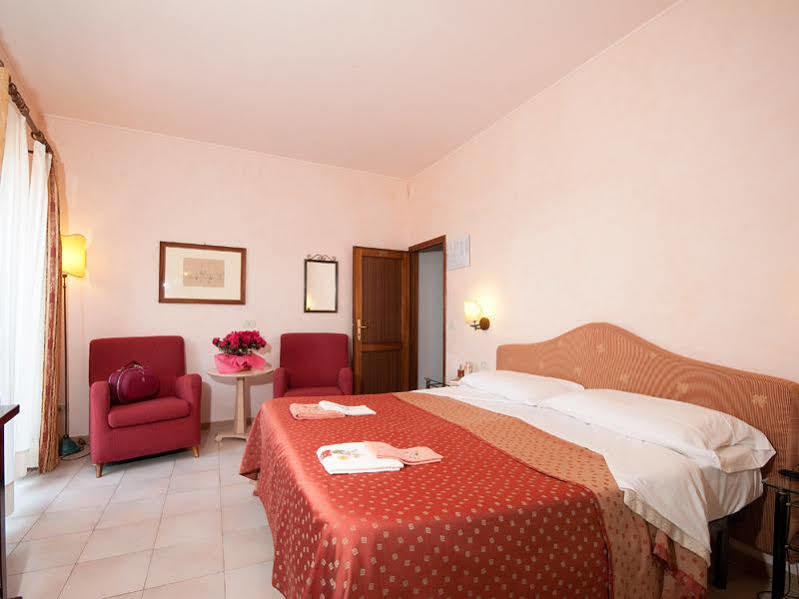 Allegroitalia Nazionale Volterra Extérieur photo