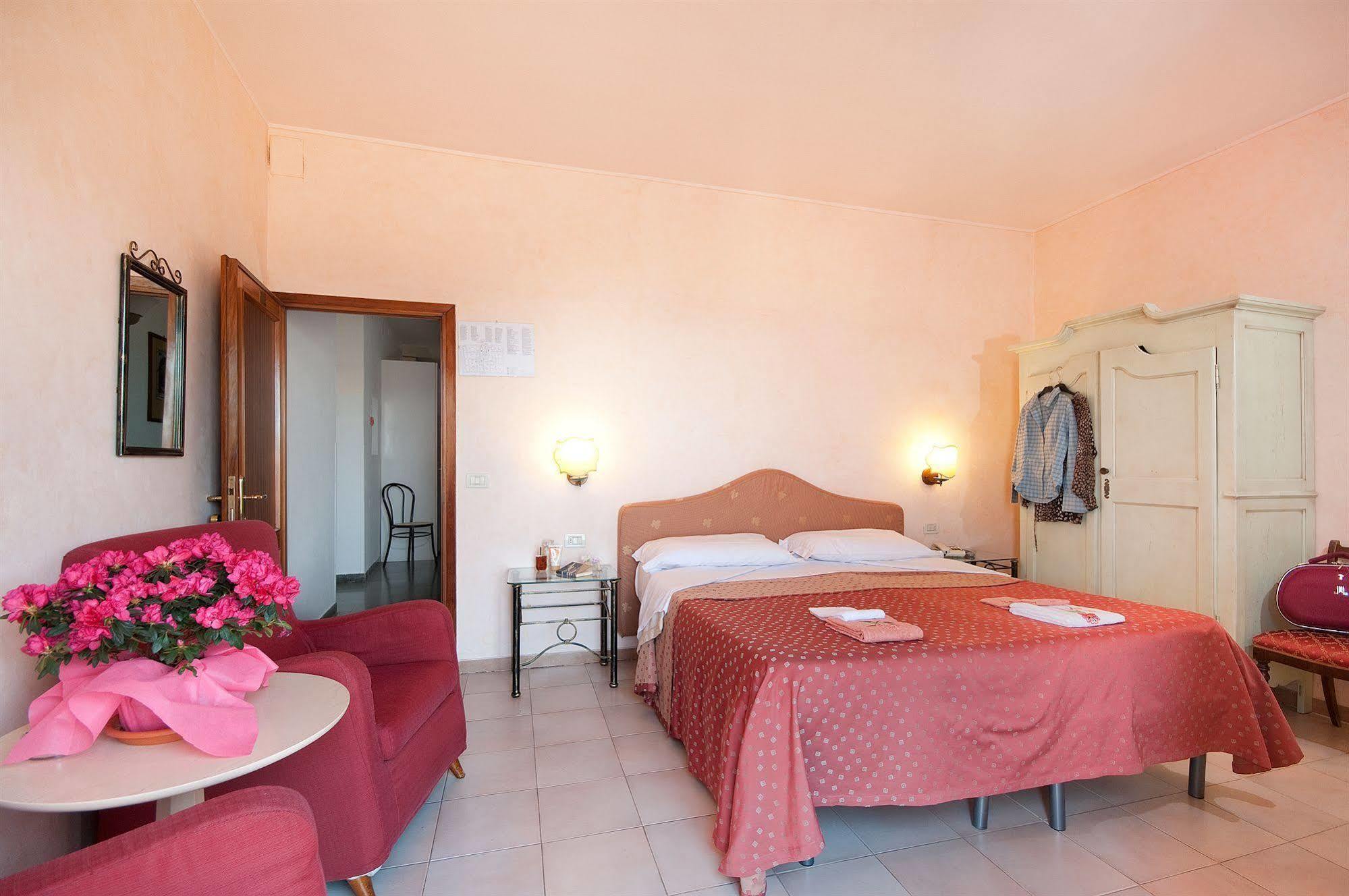Allegroitalia Nazionale Volterra Extérieur photo